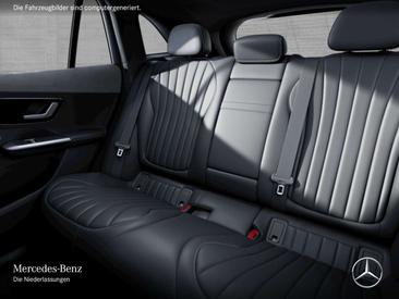 Mercedes EQE 300 Night Edition — photo 12