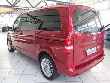 Mercedes V 220 220 — photo 4