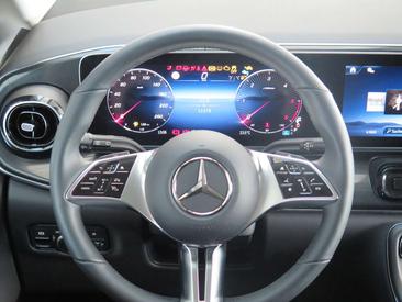 Mercedes V 220 220 — photo 8