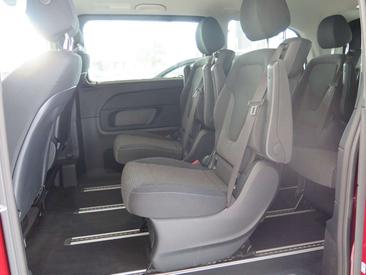 Mercedes V 220 220 — photo 10