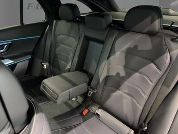 Mercedes Classe E Break 220 — photo 16