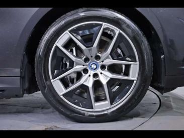BMW I5 EDrive40 — photo 8