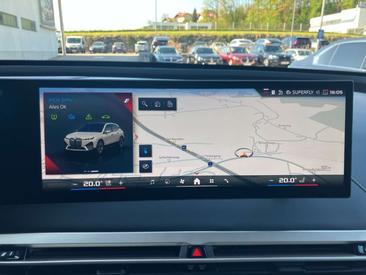 BMW IX M60 — photo 16