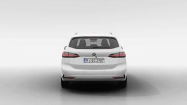 BMW 218i Active Tourer — photo 4