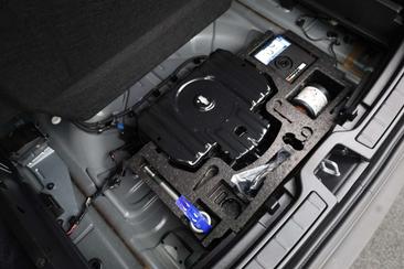 Volvo XC40 B4 Plus — photo 11