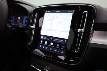 Volvo XC40 B4 Plus — photo 30