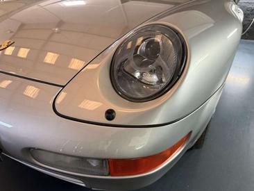 Porsche 993 Targa — photo 24