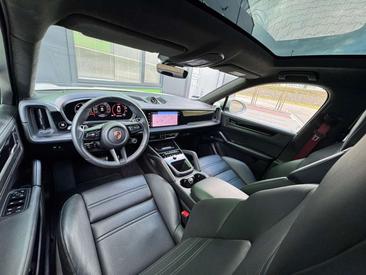 Porsche Cayenne III GTS — photo 18