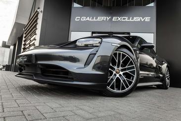 Porsche Taycan — photo 35
