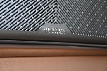 Land Rover Range Rover 3.0 P550e Autobiography PHEV — photo 20