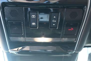 Land Rover Range Rover 3.0 P550e Autobiography PHEV — photo 22