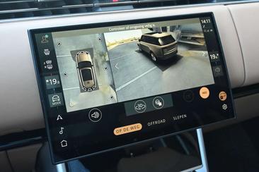 Land Rover Range Rover 3.0 P550e Autobiography PHEV — photo 30