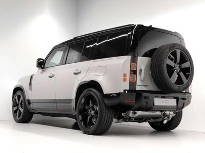 Land Rover Defender 110 Dynamic Edition 2.0 P300e