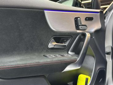 Mercedes Classe A45 AMG 45 — photo 30