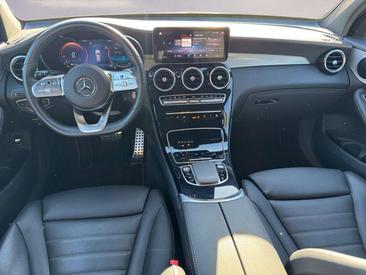 Mercedes GLC 400 AMG Line — photo 10