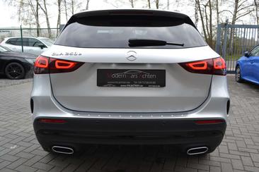 Mercedes GLA 250 250 AMG Line — photo 4