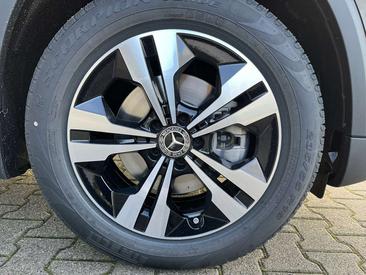 Mercedes GLA 200 200 Night — photo 4