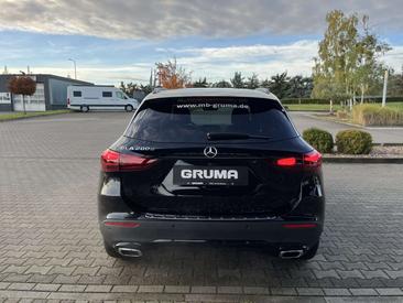 Mercedes GLA 200 200 Night — photo 6