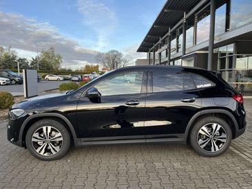 Mercedes GLA 200 200 Night — photo 9