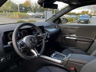 Mercedes GLA 200 200 Night — photo 13