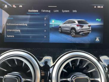 Mercedes GLA 200 200 Night — photo 21