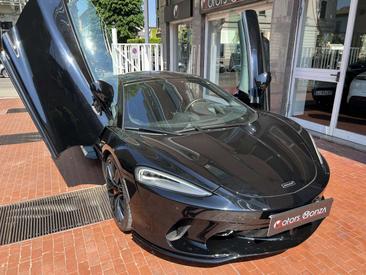 McLaren GT — photo 2