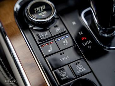 Bentley Flying Spur W12 First Edition — photo 19
