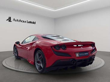 Ferrari F8 Tributo — photo 4