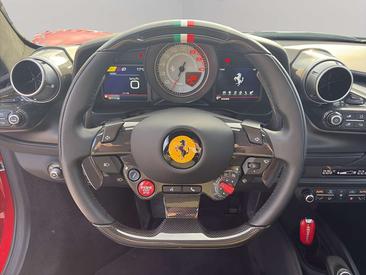 Ferrari F8 Tributo — photo 8