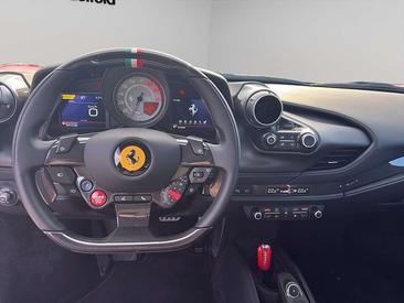 Ferrari F8 Tributo — photo 9