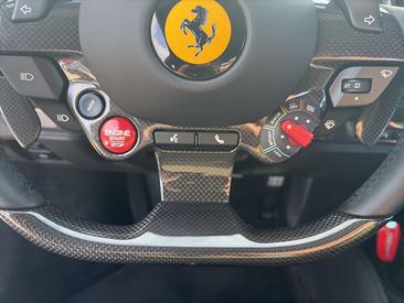 Ferrari F8 Tributo — photo 11