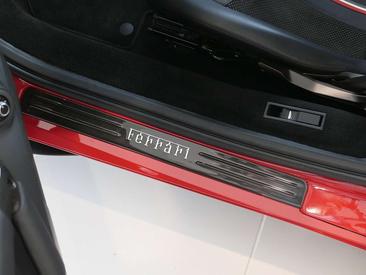 Ferrari F8 Tributo — photo 18