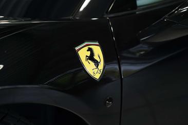 Ferrari 458 Spider — photo 14