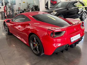 Ferrari 488 GTB — photo 9
