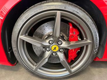 Ferrari 488 GTB — photo 11