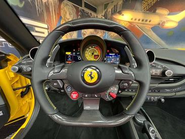 Ferrari F8 Spider — photo 11