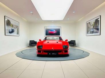 Ferrari F40 — photo 10