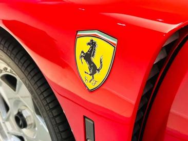 Ferrari F40 — photo 14