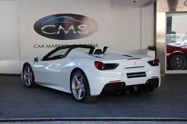 Ferrari 488 GTB — photo 2