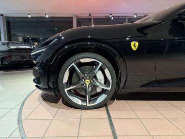 Ferrari Purosangue — photo 6