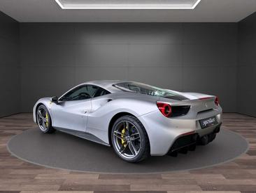 Ferrari 488 — photo 3