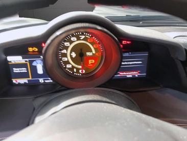 Ferrari 488 — photo 10