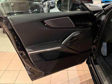 Ferrari Purosangue — photo 16