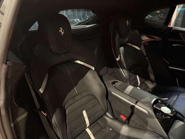 Ferrari Purosangue — photo 26