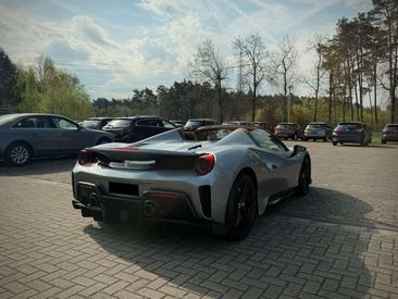 Ferrari 488 Spider — photo 3