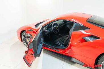 Ferrari 488 GTB — photo 9