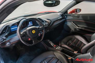Ferrari 488 GTB — photo 10