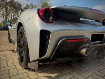Ferrari 488 Spider — photo 17