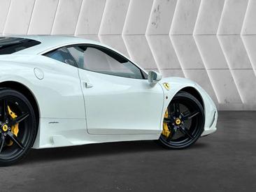 Ferrari 458 Speciale — photo 23