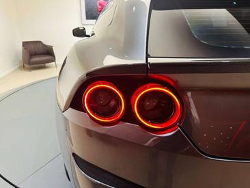 Ferrari GTC4Lusso — photo 17